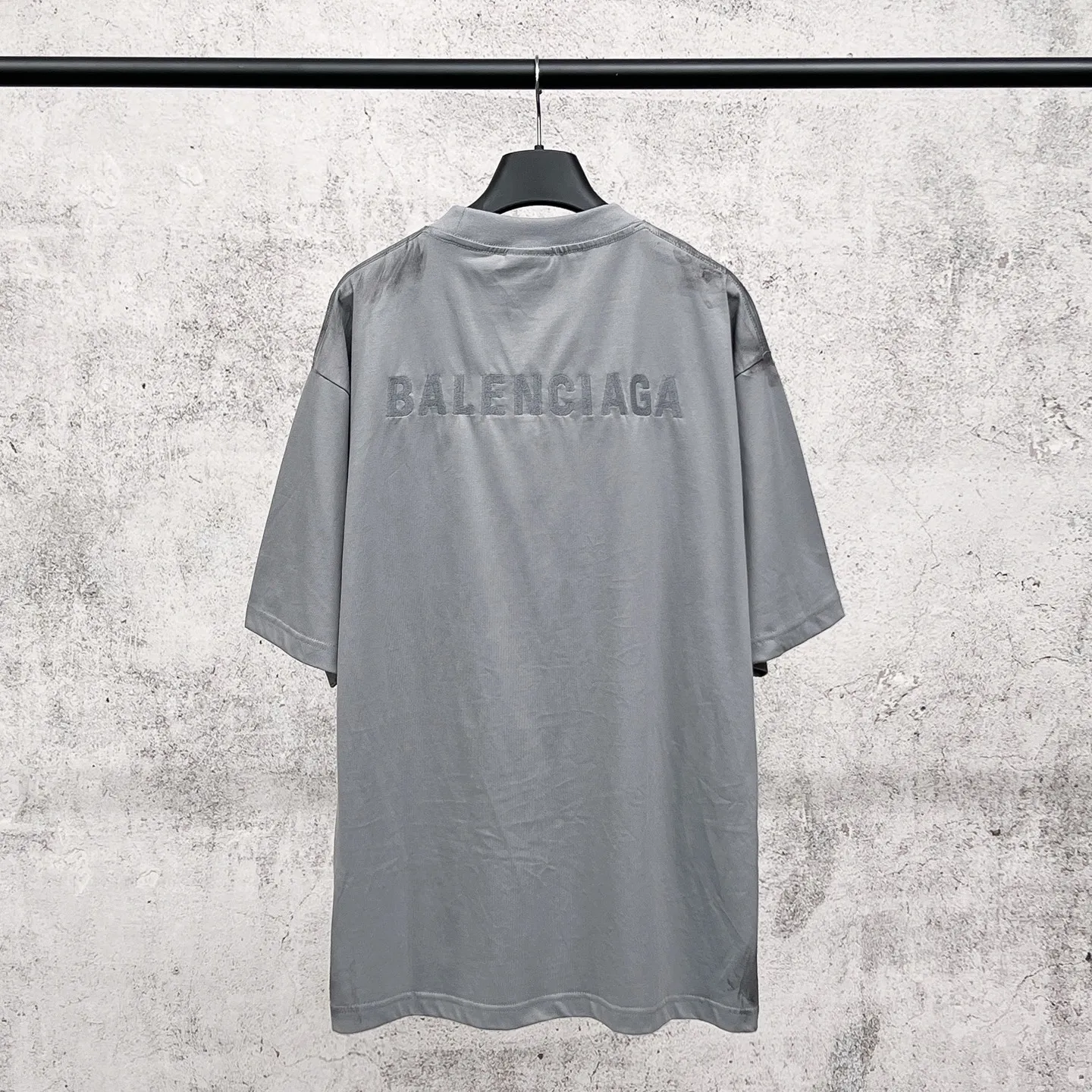 💰P 105 【 . Quality】BALENCI*GA/ #2025New Arrival LOGO T ， 。 ， 、 260 ， . ， 。 。Classic LOGO 。 。 。。 , OS . Same Style ：BL 253718 ：Dark Gray ，Gray Size：XS S M L